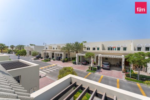 Maison de ville à Al Furjan, Dubai, EAU: 3 chambres, 224 m2 № 739102