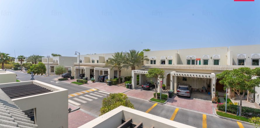 Stadthaus in Al Furjan, Dubai, VAE: 3 Schlafzimmer, 224 m2 Nr. 739102