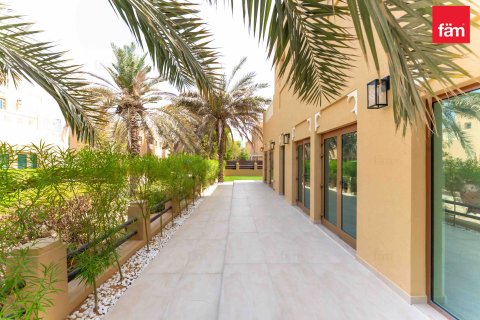 Vila v Al Furjan, Dubai, SAE 5 ložnice, 600 m² Č.: 621466 - fotografie 26