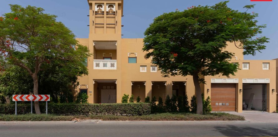 Vila v Al Furjan, Dubai, SAE 5 ložnice, 600 m² Č.: 621466