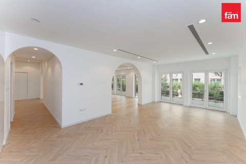 Vila v Al Furjan, Dubai, SAE 5 ložnice, 600 m² Č.: 621466 - fotografie 2