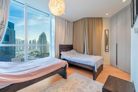Apartment in 23 MARINA TOWER in Dubai Marina, UAE 3 bedrooms, 199 sq.m. № 734513 - photo 23