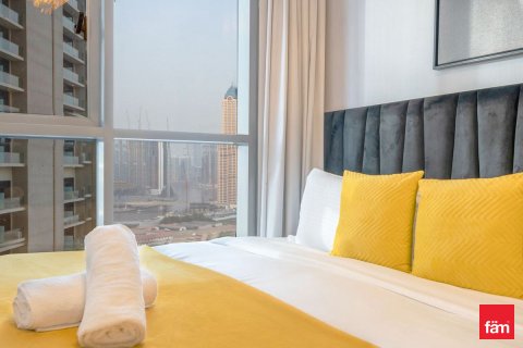 Apartamento en venta en Business Bay, Dubai, EAU 2 dormitorios, 75.2 m2 № 701367 - foto 14