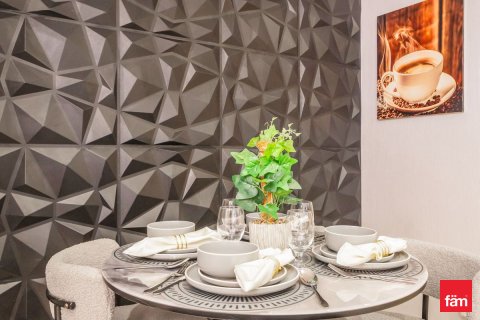 Apartamento en venta en Business Bay, Dubai, EAU 2 dormitorios, 75.2 m2 № 701367 - foto 10