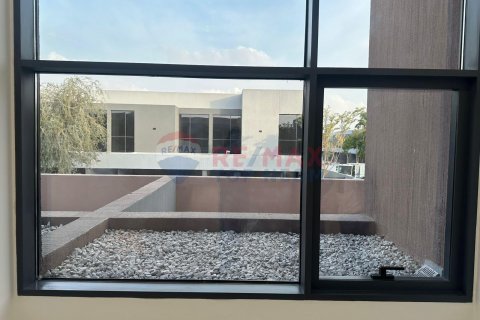 Řadový dům v Tilal City, Sharjah, SAE 3 ložnice, 231.2 m² Č.: 572731 - fotografie 8