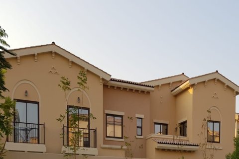 Casa urbana para arrendamento em Reem, Dubai, EAU 4 quartos, 297 m2 № 701681 - foto 10