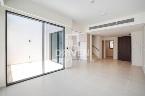 Casa urbana para venda em Arabian Ranches 3, Dubai, EAU 4 quartos, 278.89 m2 № 744608 - foto 2