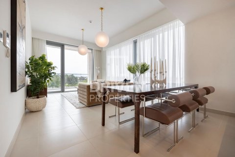 Apartment in Al Wasl, Dubai, UAE 3 bedrooms, 183 sq.m. № 602308 - photo 2