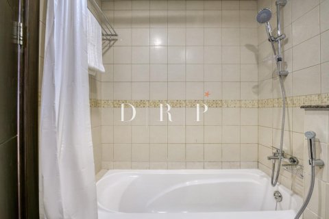 Apartment in Dubai Marina, Dubai, UAE 1 bedroom, 64.6 sq.m. № 565049 - photo 17