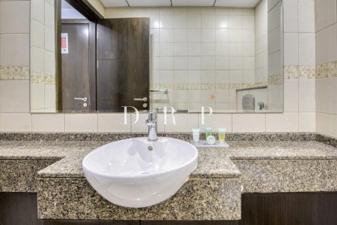 Apartment in Dubai Marina, Dubai, UAE 1 bedroom, 64.6 sq.m. № 565049 - photo 15