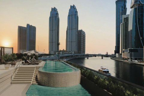 Apartment in ONE RIVER POINT in Business Bay, Dubai, UAE 1 bedroom, 99.3 sq.m. № 565208 - photo 9