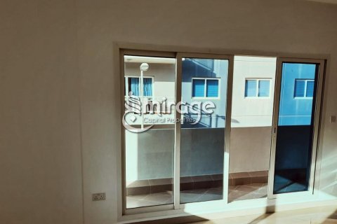 Byt v Al Reef, Abu Dhabi, SAE 3 ložnice, 166.1 m² Č.: 597250 - fotografie 3