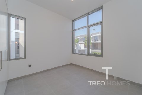 Townhouse in Arabian Ranches 3, Dubai, UAE 4 bedrooms, 234 sq.m. № 597575 - photo 10