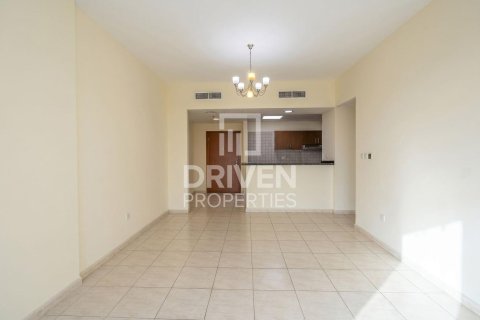 דירה למכירה ב Dubai Residence Complex, Dubai, איחוד האמירויות  2 חדרי שינה, 98.76 מ"ר, מספר 759318 - תמונה 2