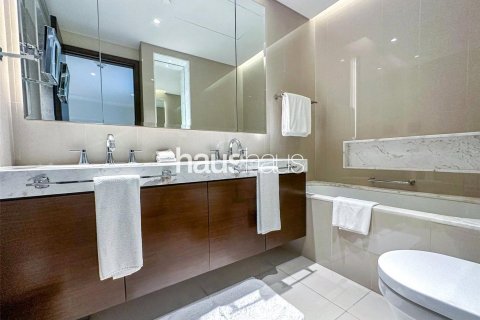 Apartament në Downtown Dubai (Downtown Burj Dubai), Dubai, Emiratet e Bashkuara Arabe 2 dhoma gjumi, 140 m2. № 626109 - Foto 12