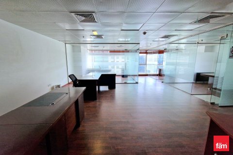 Opisina sa Dubai, UAE 100 sq.m. № 703890 - larawan 15