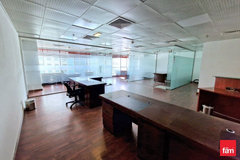 Opisina sa Dubai, UAE 100 sq.m. № 703890 - larawan 11