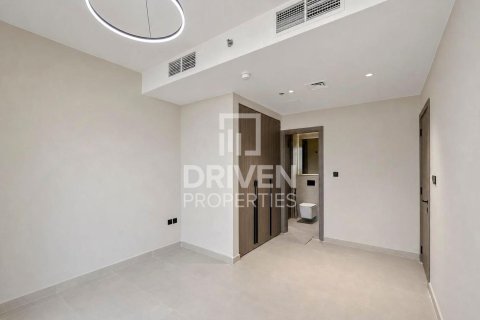 Lägenhet till försäljning i Dubai Sports City, Dubai, UAE 2 sovrum, 116.5 kvm Nr. 765216 - fotografi 8
