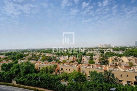 Lägenhet till försäljning i Dubai Sports City, Dubai, UAE 2 sovrum, 116.5 kvm Nr. 765216 - fotografi 21