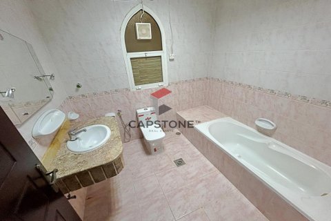 阿联酋 Al Ain Zakher 待租 : 5 卧, 297 平方米 , 编号604572 - 照片 11