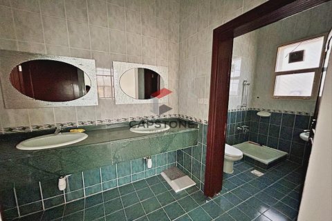 Al Markhaniya, Al Ain, UAE의 임대용 빌라 침실 5개, 223제곱미터 번호 604569 - 사진 12