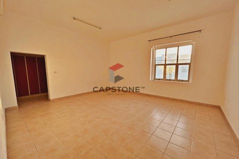 Al Markhaniya, Al Ain, UAE의 임대용 빌라 침실 5개, 223제곱미터 번호 604569 - 사진 17