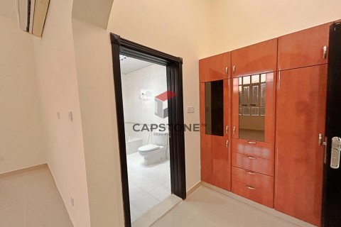 Villa in affitto a Al Towayya, Al Ain, EAU 6 camere da letto, 585 mq. № 604570 - foto 17