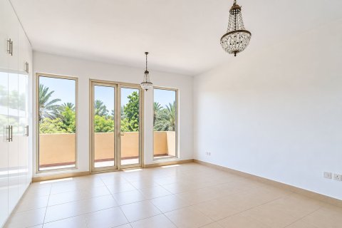 Снять в аренду виллу в Арабиан Ранчес, Дубай, ОАЭ 3 спальни, 329.81м2, № 764404 - фото 16