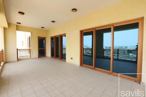 Снять в аренду квартиру в Пальма Джумейра, Дубай, ОАЭ 3 спальни, 227м2, № 628629 - фото 1