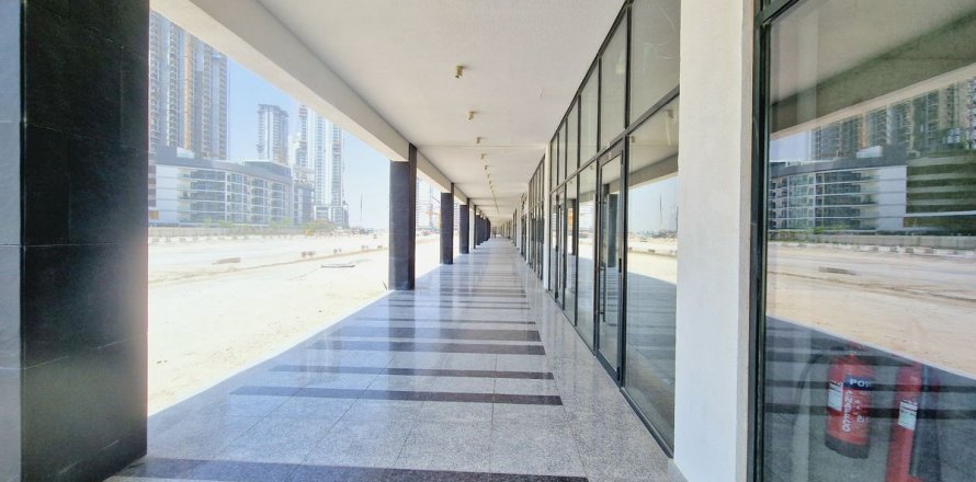 Winkel in Meydan, Dubai, VAE 142 vr.m. nr 622975