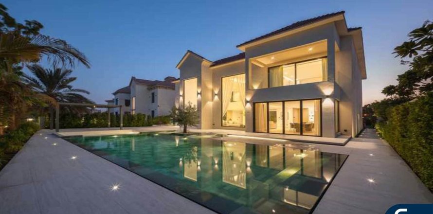 Vila v Jumeirah Islands, Dubai, SAE 4 spálne, 988 m2 č. 698239