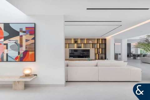 Vila v Jumeirah Islands, Dubai, SAE 4 spálne, 988 m2 č. 698239 - Fotografia 5