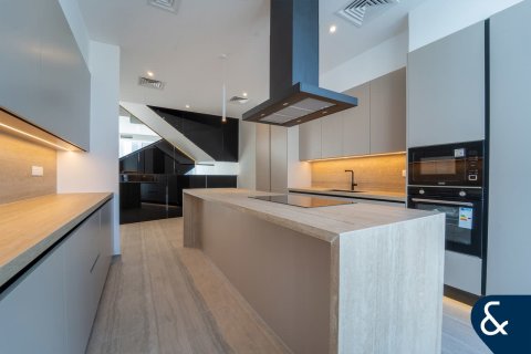 Townhouse til leje i Al Barari, Dubai, UAE 4 soveværelser, 180 kvm № 698238 - foto 4