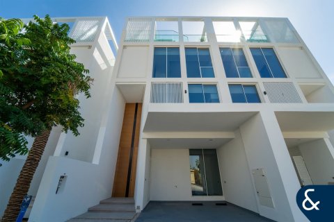 Townhouse til leje i Al Barari, Dubai, UAE 4 soveværelser, 180 kvm № 698238 - foto 1