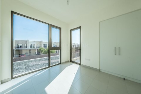 Řadový dům v Dubai South (Dubai World Central), SAE 3 ložnice, 180.41762600 m² Č.: 583568 - fotografie 3