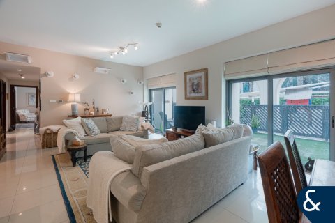 آپارتمان برای فروش در  The Views، Dubai، امارات متحده عربی  2 خوابه ، 181 متر مربع ، شماره 671595 - تصویر 4