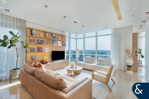 Διαμέρισμα σε THE FAIRWAYS σε The Views, Dubai, ΗΑΕ 2 υπνοδωμάτια, 130 τ.μ. Αρ. 671593 - φωτογραφία 1