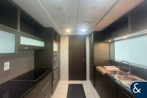 Зняти в оренду квартиру в Даунтаун Дубай (Даунтаун Бурдж Дубай), ОАЕ 2 спальні, 119м2, № 671480 - фото 8