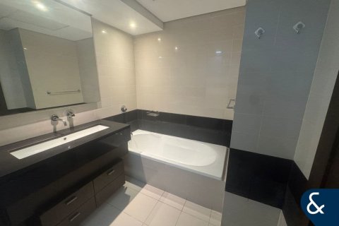 Зняти в оренду квартиру в Даунтаун Дубай (Даунтаун Бурдж Дубай), ОАЕ 2 спальні, 119м2, № 671480 - фото 7