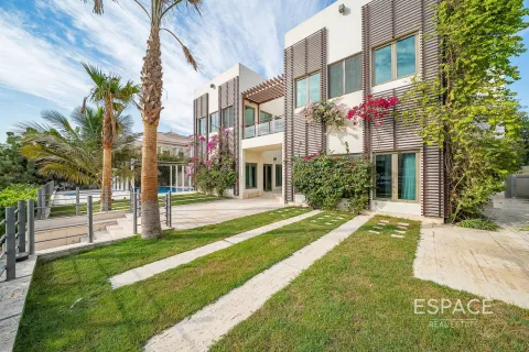 Villa Palm Jumeirah, Dubaijā, AAE 6 istabas, 650 m2 Nr. 678667 - attēls 1
