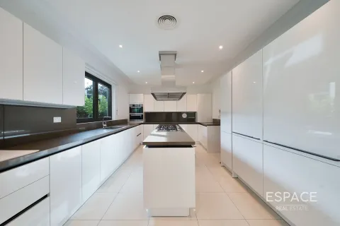 Villa Palm Jumeirah, Dubaijā, AAE 6 istabas, 650 m2 Nr. 678667 - attēls 7