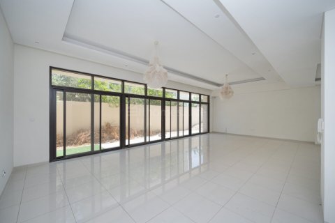 Купити віллу в DAMAC Hills (Akoya by DAMAC), Дубай, ОАЕ 6 спалень, 686м2, № 690622 - фото 3