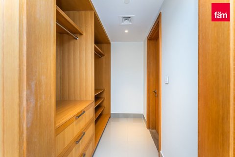 Зняти в оренду квартиру в Даунтаун Дубай (Даунтаун Бурдж Дубай), ОАЕ 3 спальні, 189.5м2, № 555870 - фото 19