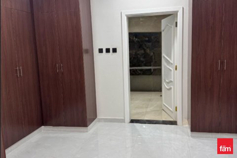 Vila v Al Aweer, Dubai, SAE 5 ložnice, 577.9 m² Č.: 612290 - fotografie 9