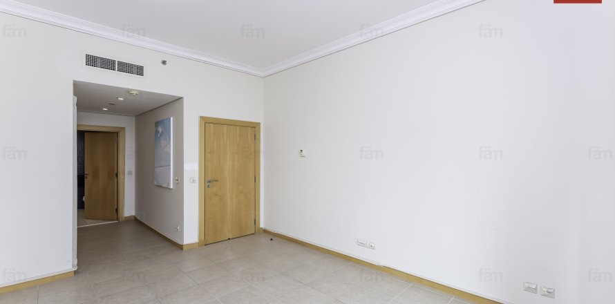 Lakás itt: Palm Jumeirah, Dubai, EAE, 2 hálószoba, 208.3 m², azonosító: 678456