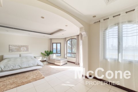 Vila v Palm Jumeirah, Dubai, SAE 4 ložnice, 677.54 m² Č.: 586879 - fotografie 8