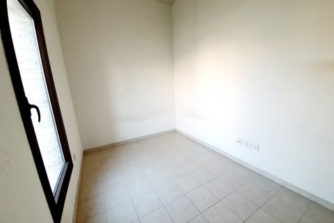 Commercial property in Al Salam Street, Abu Dhabi, UAE 7 bedrooms, 485 sq.m. № 594028 - photo 15