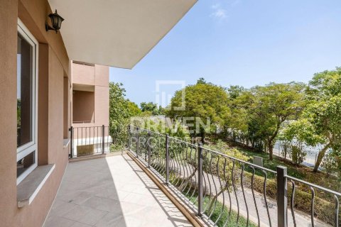 Byt v Motor City, Dubai, SAE 2 ložnice, 155.15 m² Č.: 746621 - fotografie 9