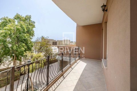 Byt v Motor City, Dubai, SAE 2 ložnice, 155.15 m² Č.: 746621 - fotografie 12
