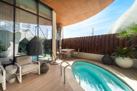 Appartement te koop in Jumeirah, Dubai, VAE 4 slaapkamers, 516 vr.m., nr 696049 - foto 3